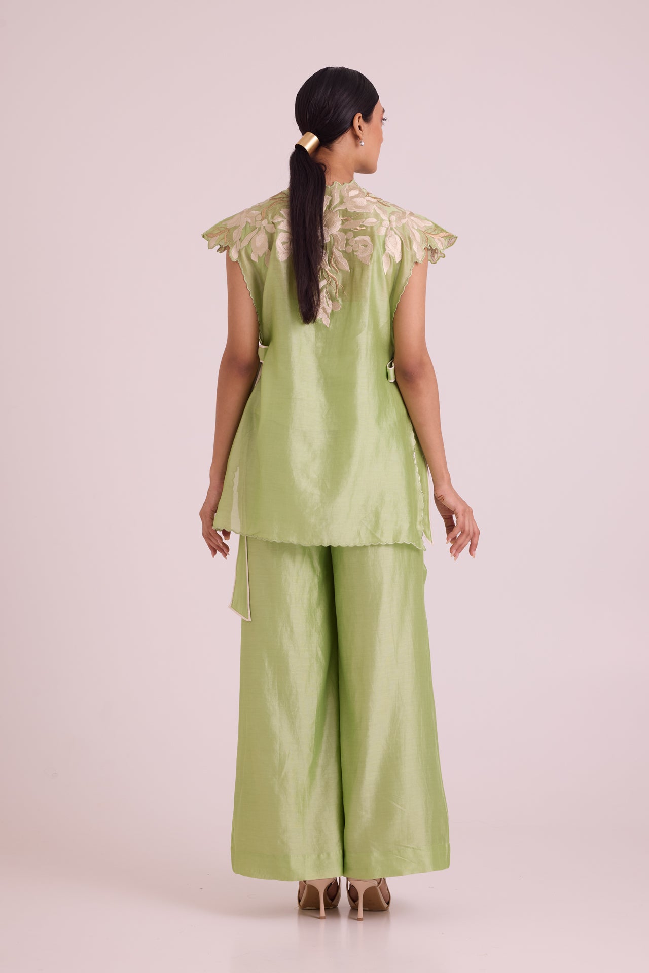 Lumi - Floating Cape with Inner & Pants