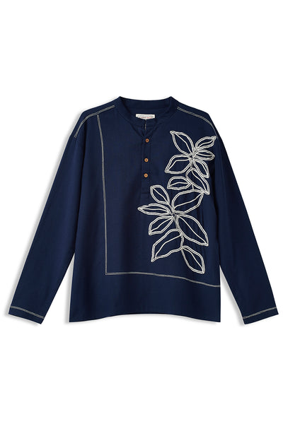 Shirt Bisa – Indigo’s Wildflower Burst