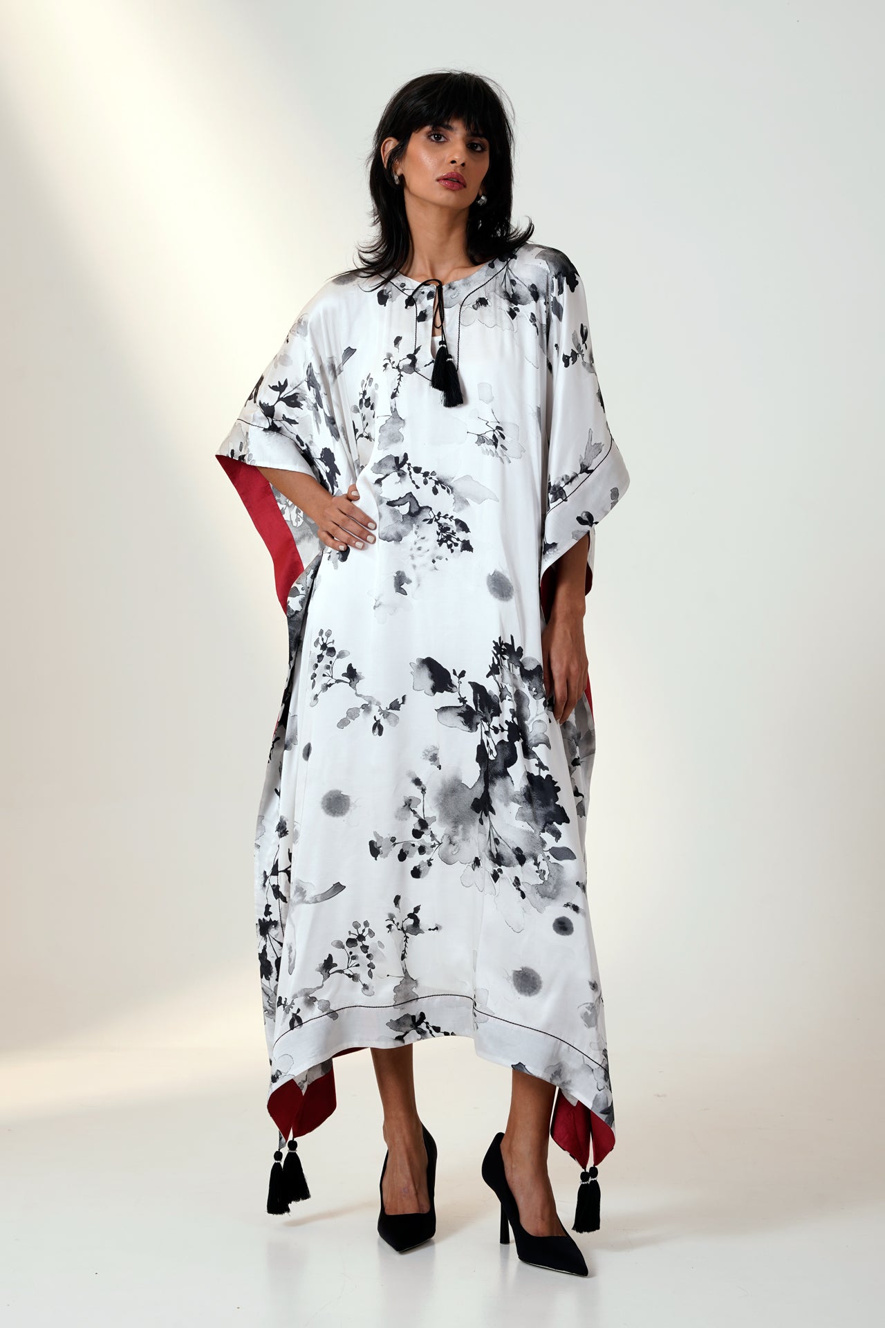 RUSTAQ - FLOWY KAFTAN SLIP