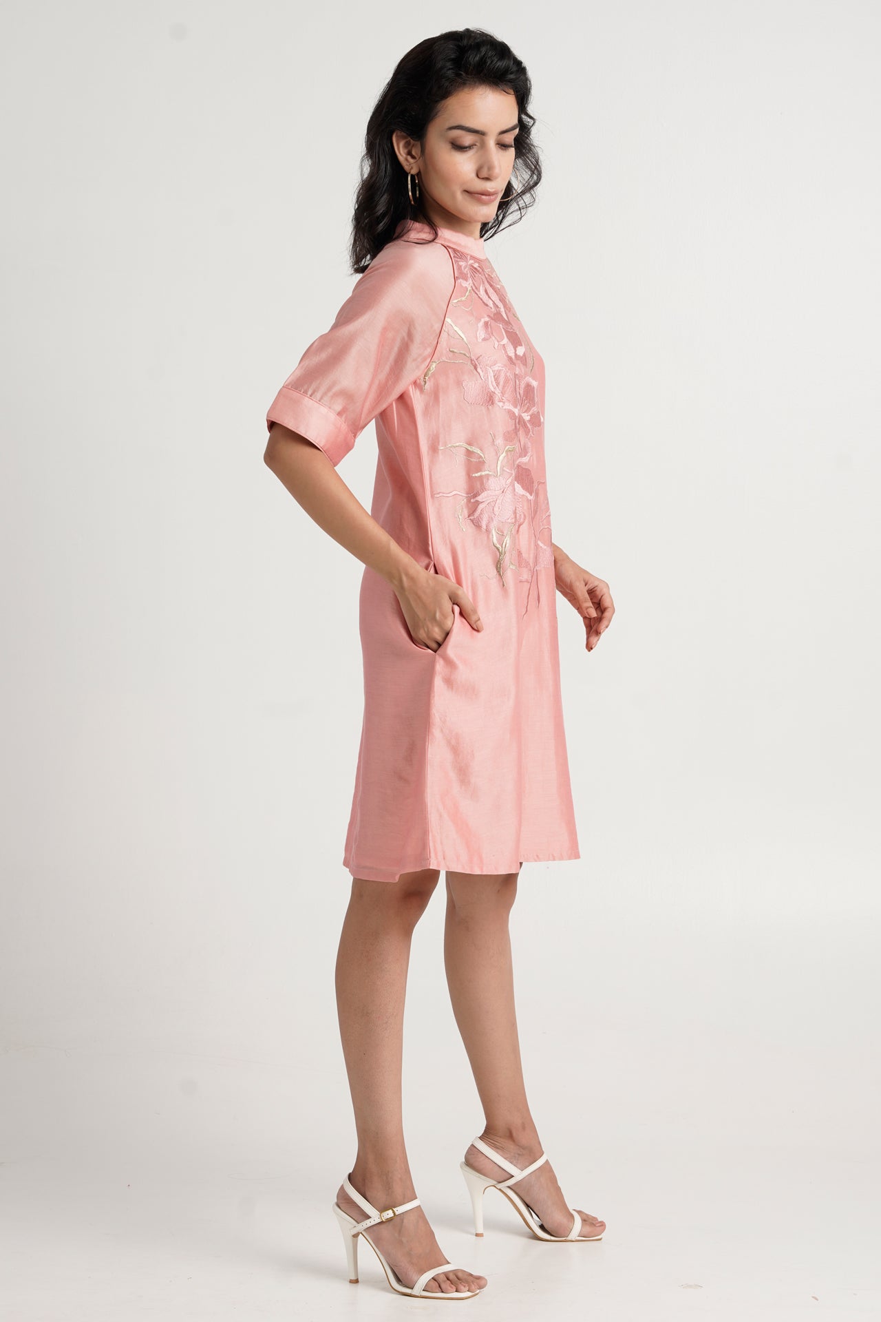 Old Rose Rubia 2.0 - Pentagon Short Dress